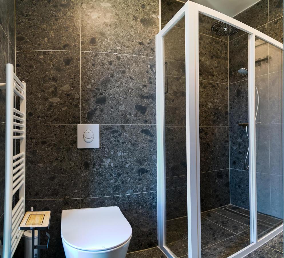 Rivus Apartments Оміш Екстер'єр фото