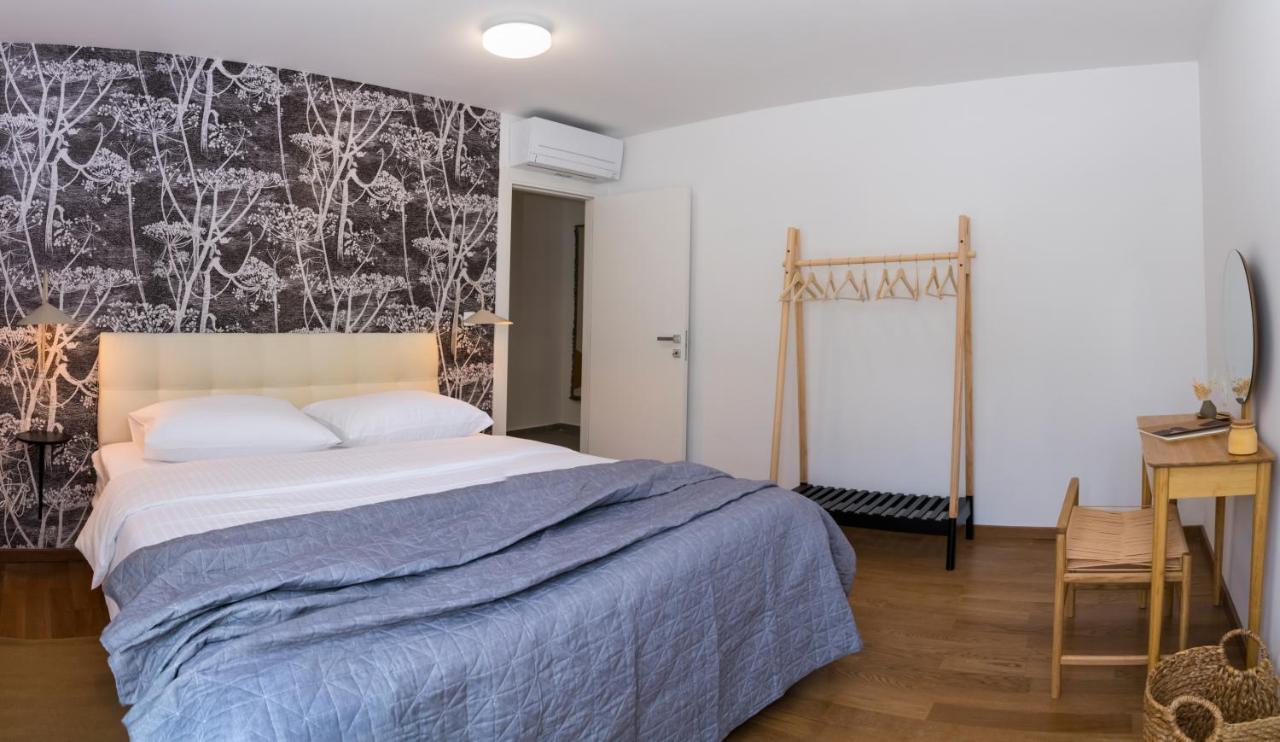 Rivus Apartments Оміш Екстер'єр фото