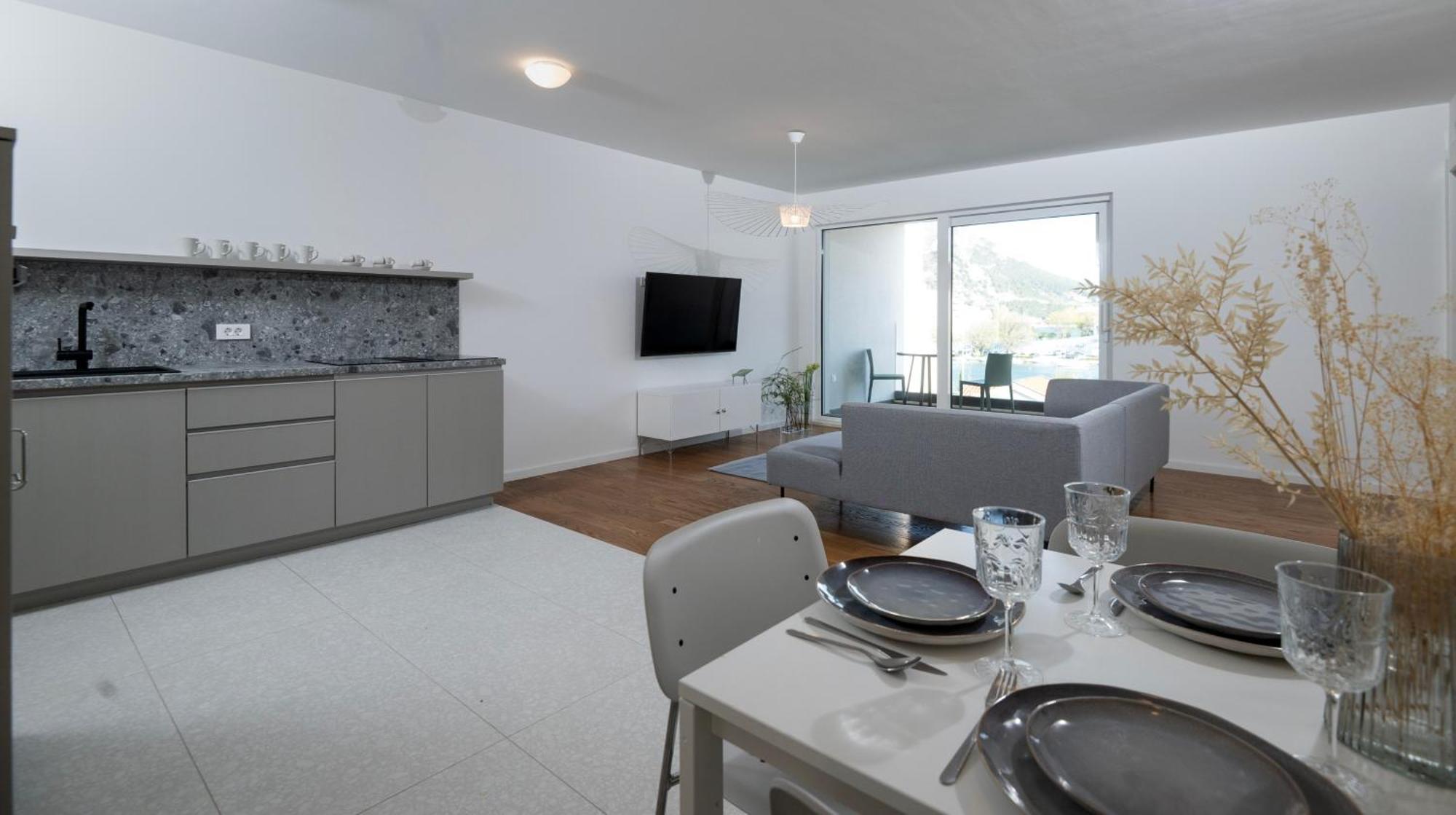 Rivus Apartments Оміш Екстер'єр фото